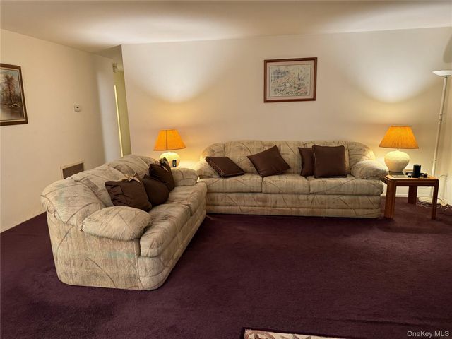 341 Woodland Court, Coram, NY 11727