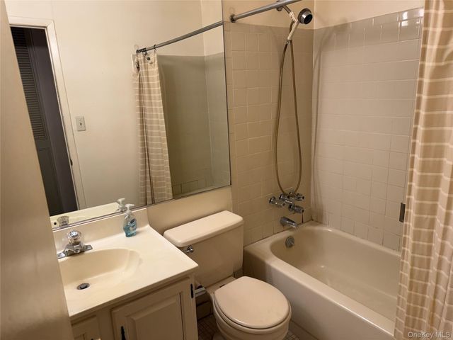 341 Woodland Court, Coram, NY 11727