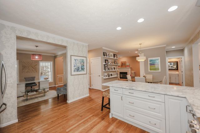 1 Greenfield Parkway, Bedford, NH 03110