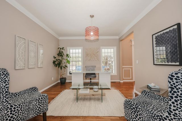 1 Greenfield Parkway, Bedford, NH 03110