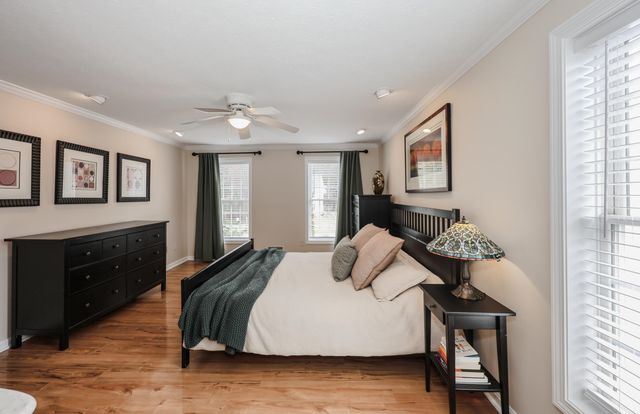 1 Greenfield Parkway, Bedford, NH 03110