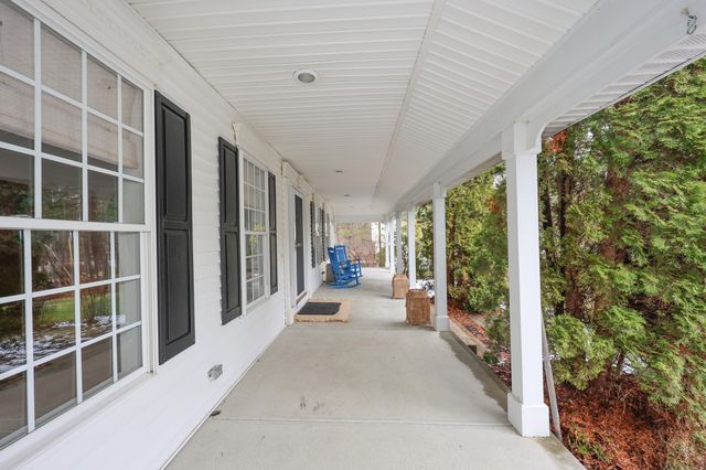1 Greenfield Parkway, Bedford, NH 03110