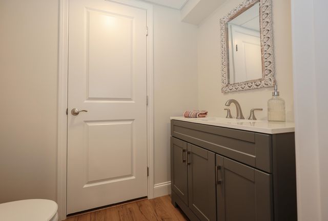 1 Greenfield Parkway, Bedford, NH 03110