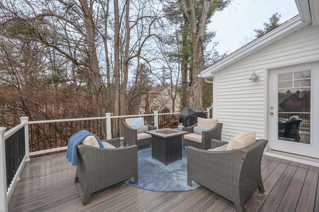 1 Greenfield Parkway, Bedford, NH 03110