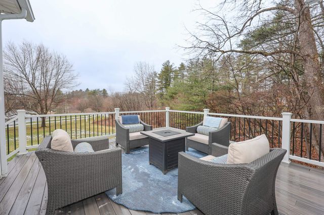1 Greenfield Parkway, Bedford, NH 03110