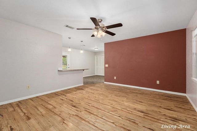 107 Eastwood Place, Lufkin, TX 75901