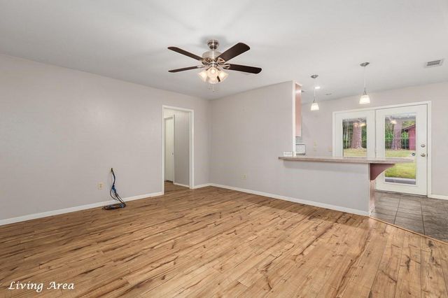 107 Eastwood Place, Lufkin, TX 75901