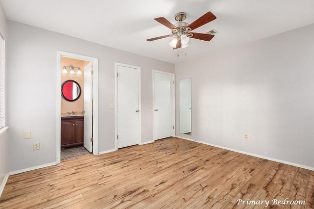 107 Eastwood Place, Lufkin, TX 75901