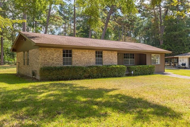 107 Eastwood Place, Lufkin, TX 75901