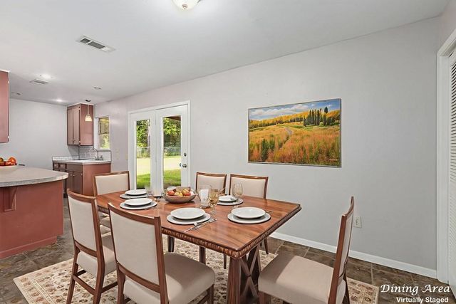 107 Eastwood Place, Lufkin, TX 75901