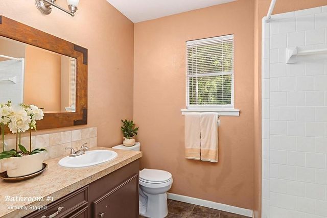 107 Eastwood Place, Lufkin, TX 75901