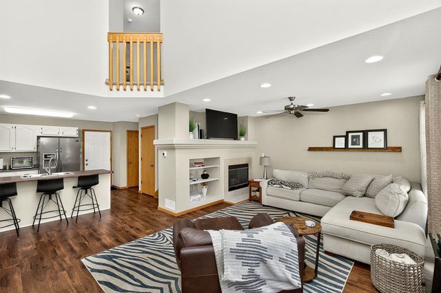 1400 S 52nd Street 33, West Des Moines, IA 50265