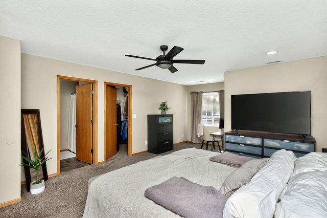 1400 S 52nd Street 33, West Des Moines, IA 50265