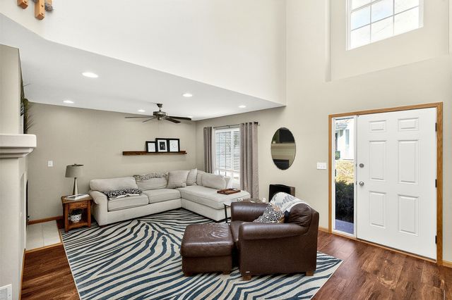 1400 S 52nd Street 33, West Des Moines, IA 50265