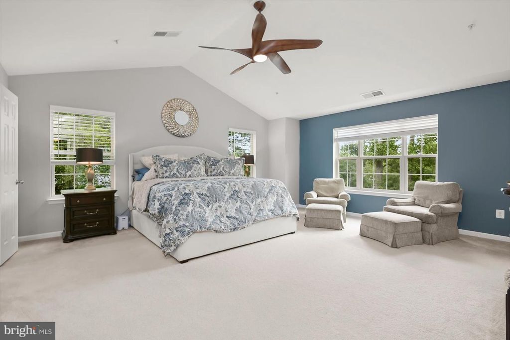 Image 27 of property listing at 5814 BELLANCA DR, Elkridge, MD 21075