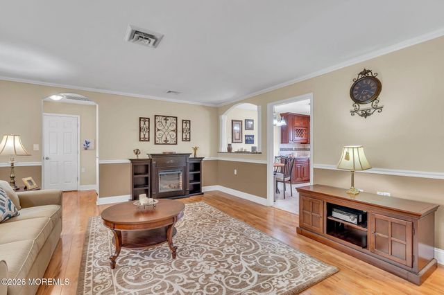 821B Balmoral Court, Lakewood, NJ 08701