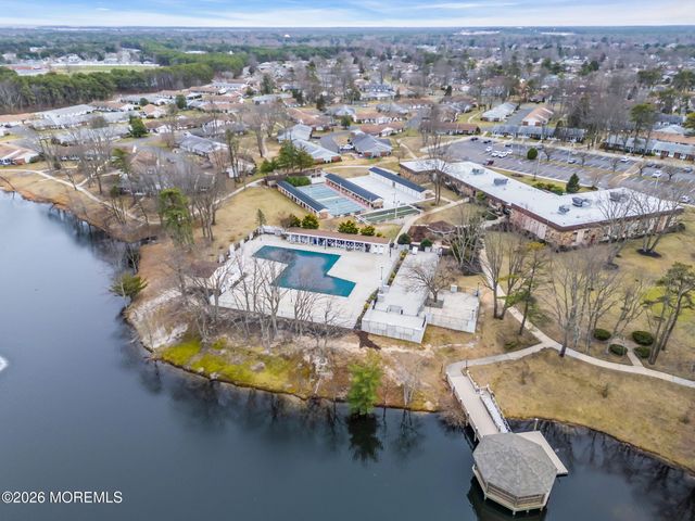 821B Balmoral Court, Lakewood, NJ 08701