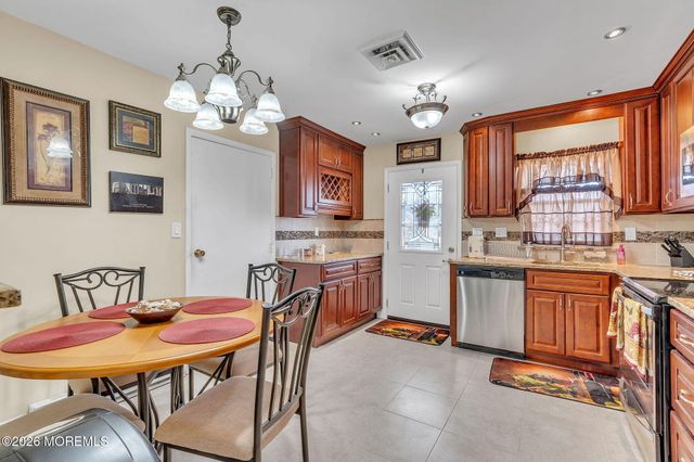 821B Balmoral Court, Lakewood, NJ 08701