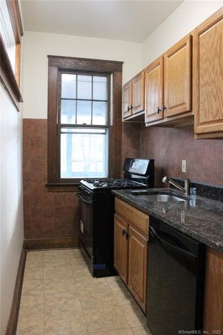 16 Woodland Street 1, New Haven, CT 06511