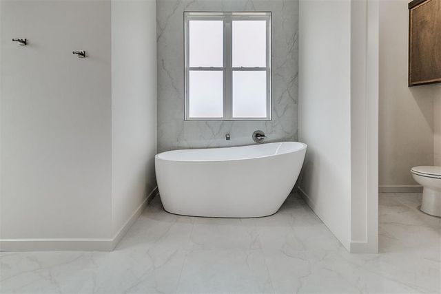 903 Trunci Circle, Newcastle, OK 73065