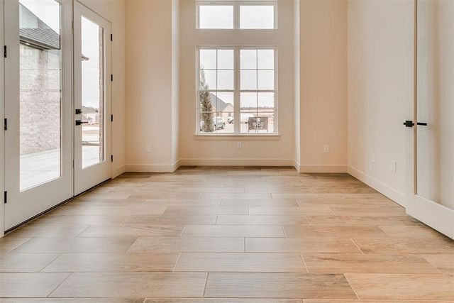 903 Trunci Circle, Newcastle, OK 73065