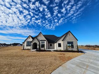 903 Trunci Circle, Newcastle, OK 73065