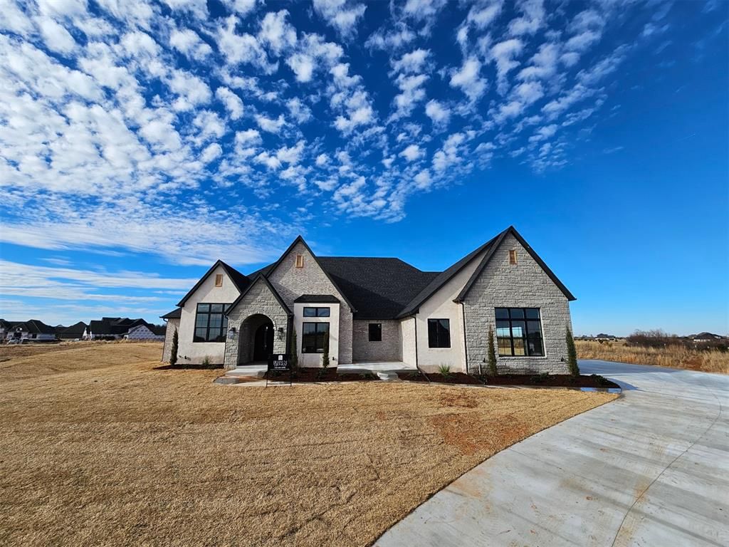 903 Trunci Circle, Newcastle, OK 73065