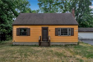 10121 Greiner Road, Clarence, NY 14031