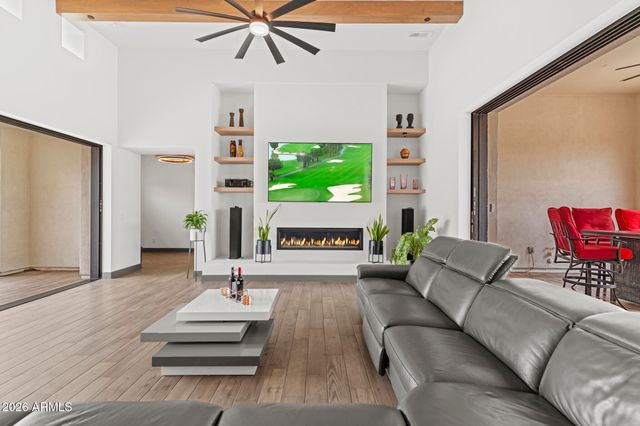 11928 N HUDSON Street, Surprise, AZ 85388
