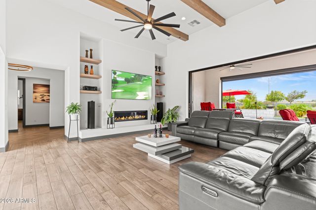 11928 N HUDSON Street, Surprise, AZ 85388