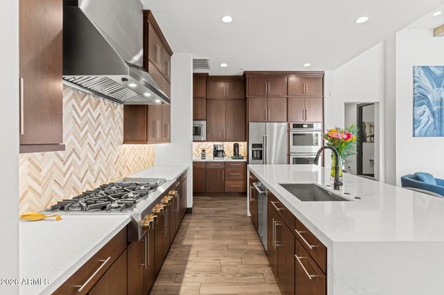11928 N HUDSON Street, Surprise, AZ 85388