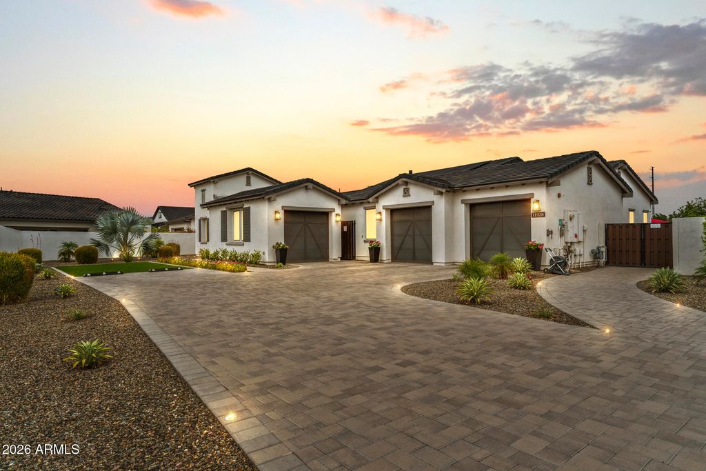 11928 N HUDSON Street, Surprise, AZ 85388 — photo 4