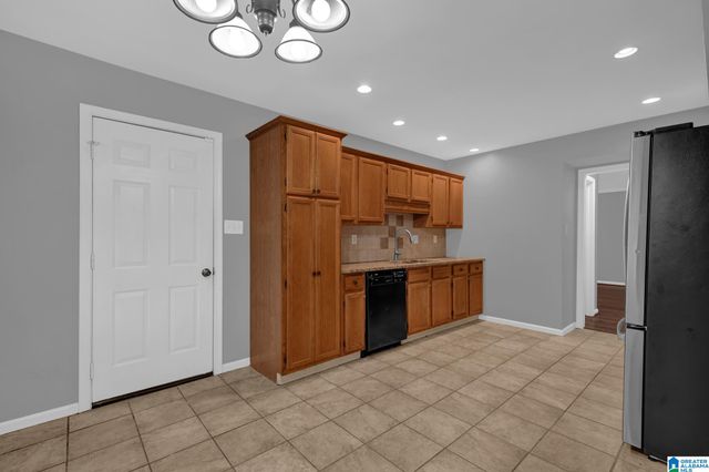 2611 BRIDLEWOOD CIRCLE, Helena, AL 35080
