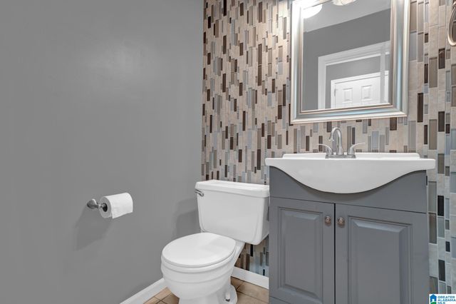 2611 BRIDLEWOOD CIRCLE, Helena, AL 35080