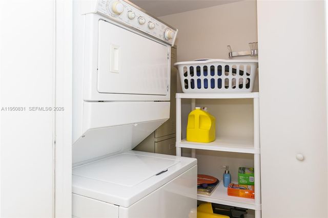 1830 S OCEAN DR 4307, Hallandale Beach, FL 33009