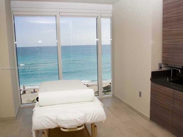 1830 S OCEAN DR 4307, Hallandale Beach, FL 33009