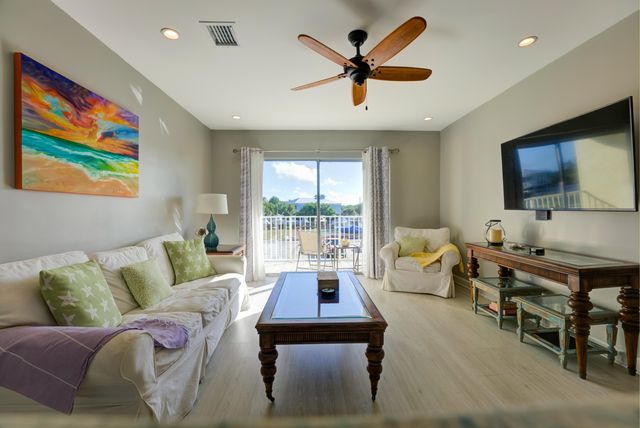 105 Avenue D Apt 113, Marathon, FL 33050