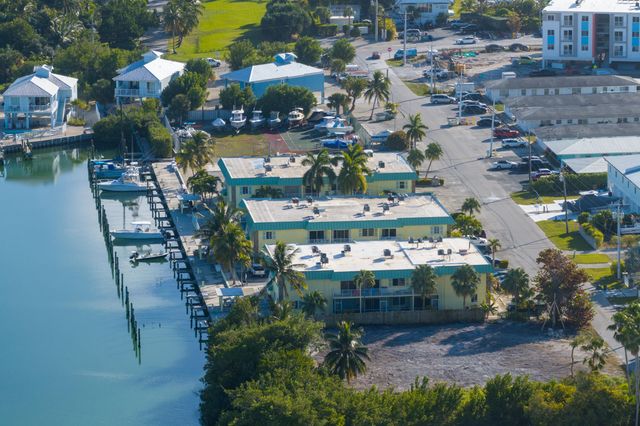 105 Avenue D Apt 113, Marathon, FL 33050