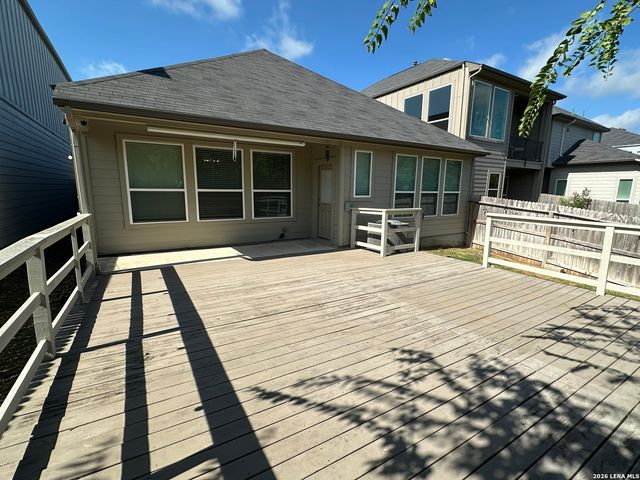 7911 Winterfell, San Antonio, TX 78249