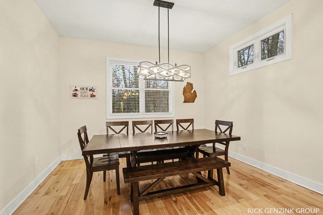 6288 Hawthorne Court, Saugatuck Twp, MI 49453