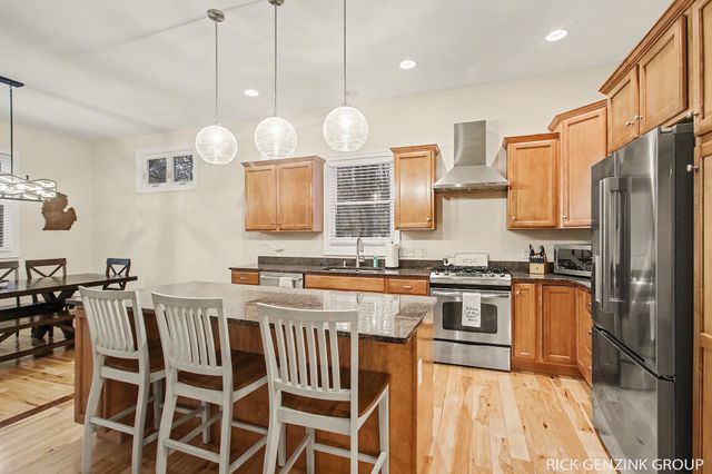 6288 Hawthorne Court, Saugatuck Twp, MI 49453