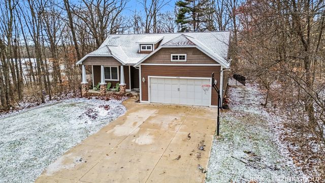 6288 Hawthorne Court, Saugatuck Twp, MI 49453