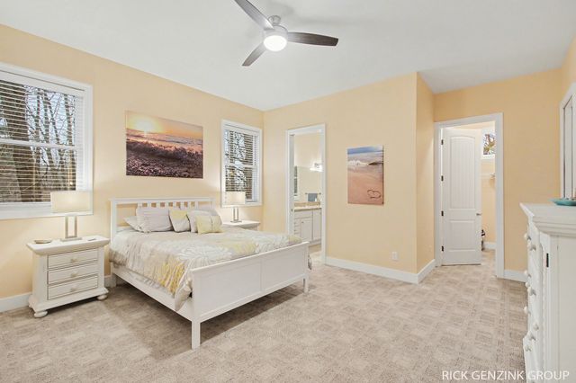 6288 Hawthorne Court, Saugatuck Twp, MI 49453