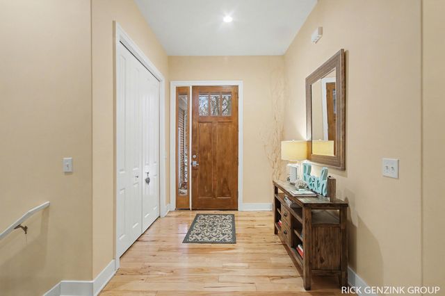 6288 Hawthorne Court, Saugatuck Twp, MI 49453