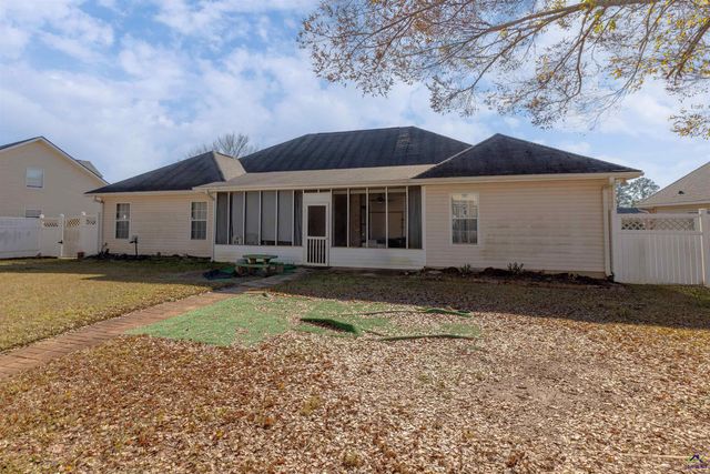 114 Mallard Pointe, Kathleen, GA 31047