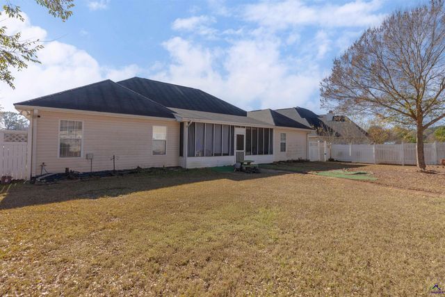 114 Mallard Pointe, Kathleen, GA 31047