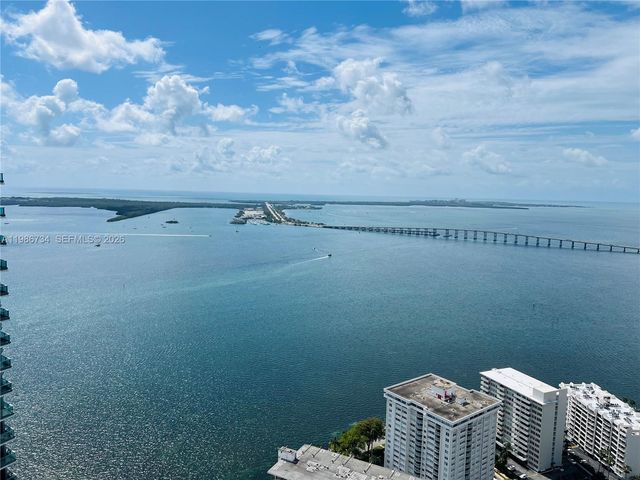1300 Brickell Bay Dr 1606, Miami, FL 33131