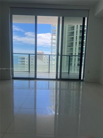 1300 Brickell Bay Dr 1606, Miami, FL 33131