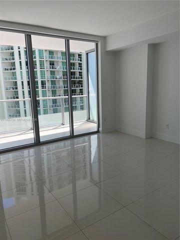 1300 Brickell Bay Dr 1606, Miami, FL 33131