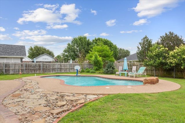 5616 Landsdown Drive, Waco, TX 76708